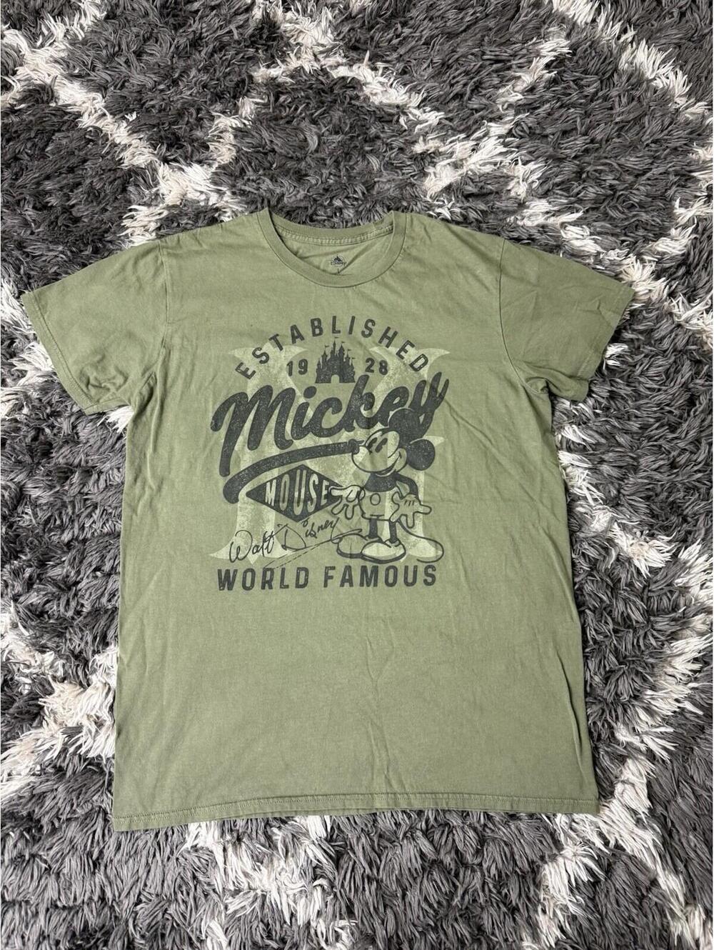 Vintage Style Disney Mickey Mouse T Shirt Green Graphic Established 1928 Mens L